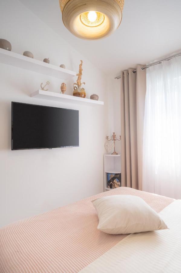 Apartment Tikvarin, Kastel Kambelovac Kaštela 외부 사진