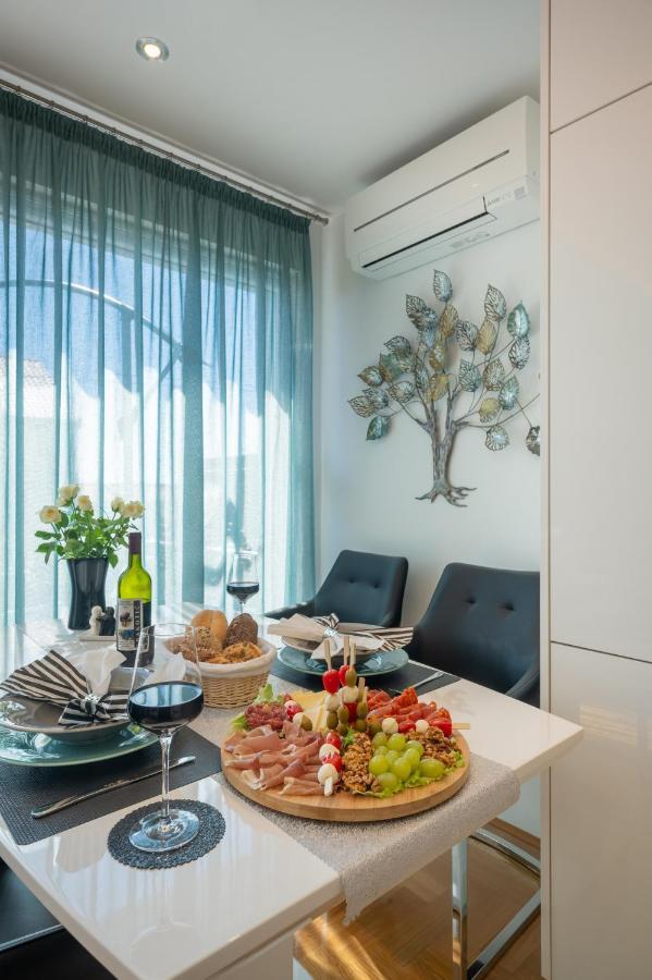 Apartment Tikvarin, Kastel Kambelovac Kaštela 외부 사진