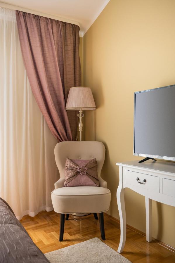 Apartment Tikvarin, Kastel Kambelovac Kaštela 외부 사진