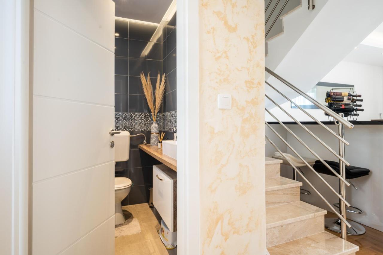 Apartment Tikvarin, Kastel Kambelovac Kaštela 외부 사진