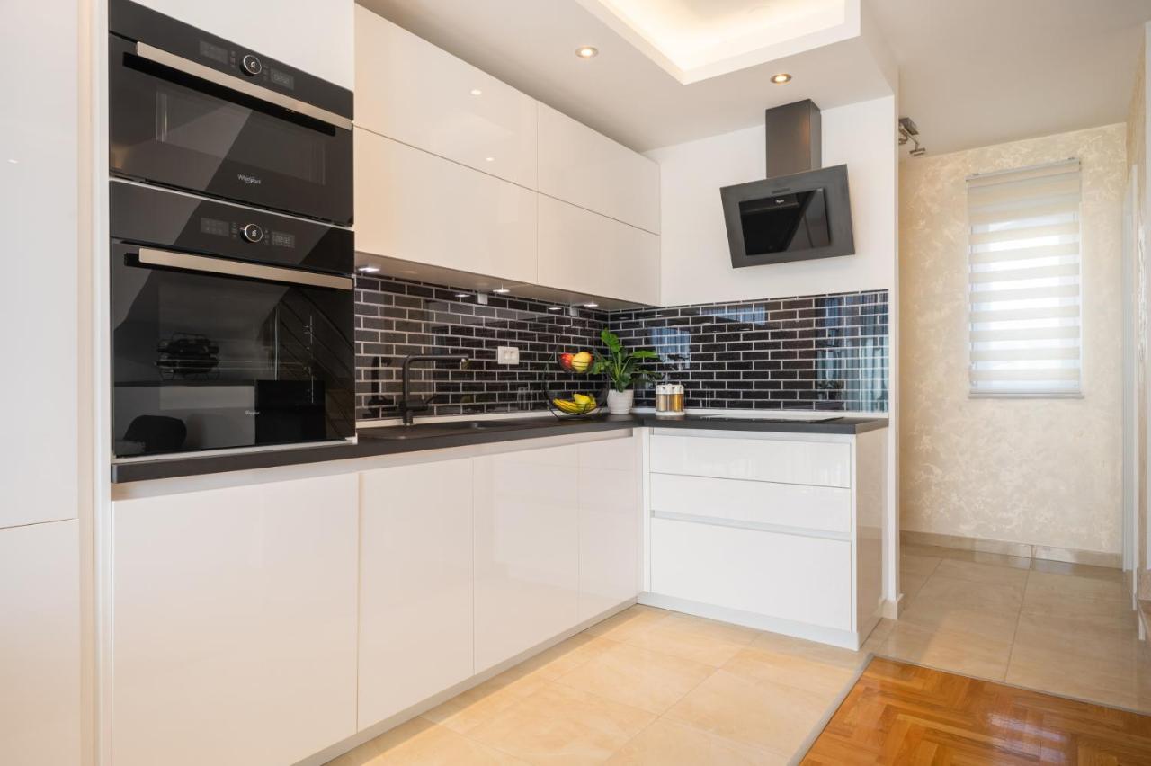 Apartment Tikvarin, Kastel Kambelovac Kaštela 외부 사진