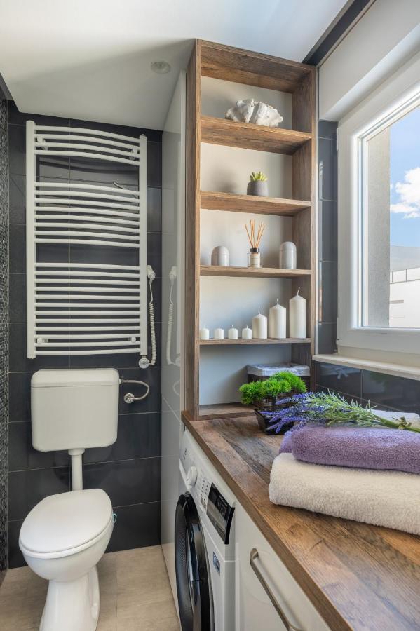 Apartment Tikvarin, Kastel Kambelovac Kaštela 외부 사진