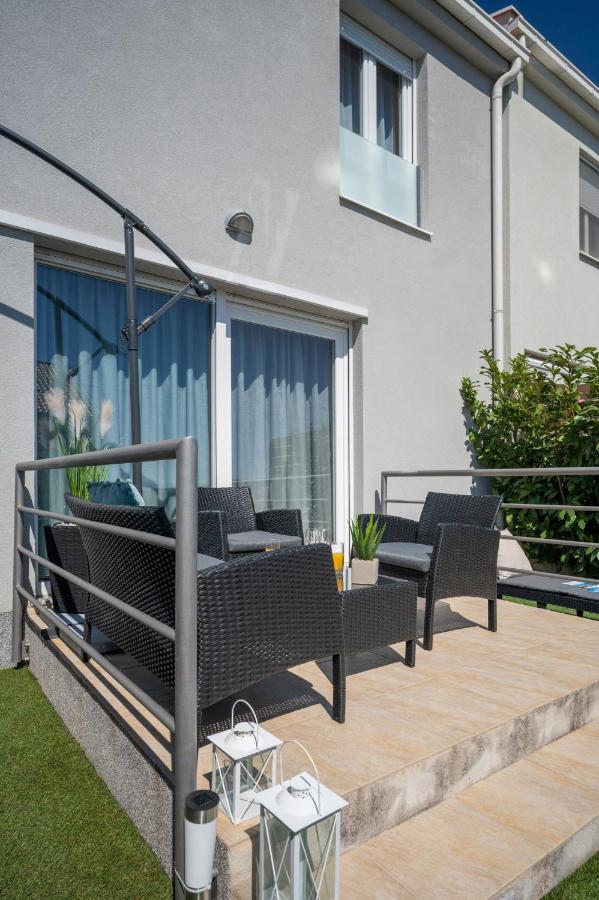Apartment Tikvarin, Kastel Kambelovac Kaštela 외부 사진