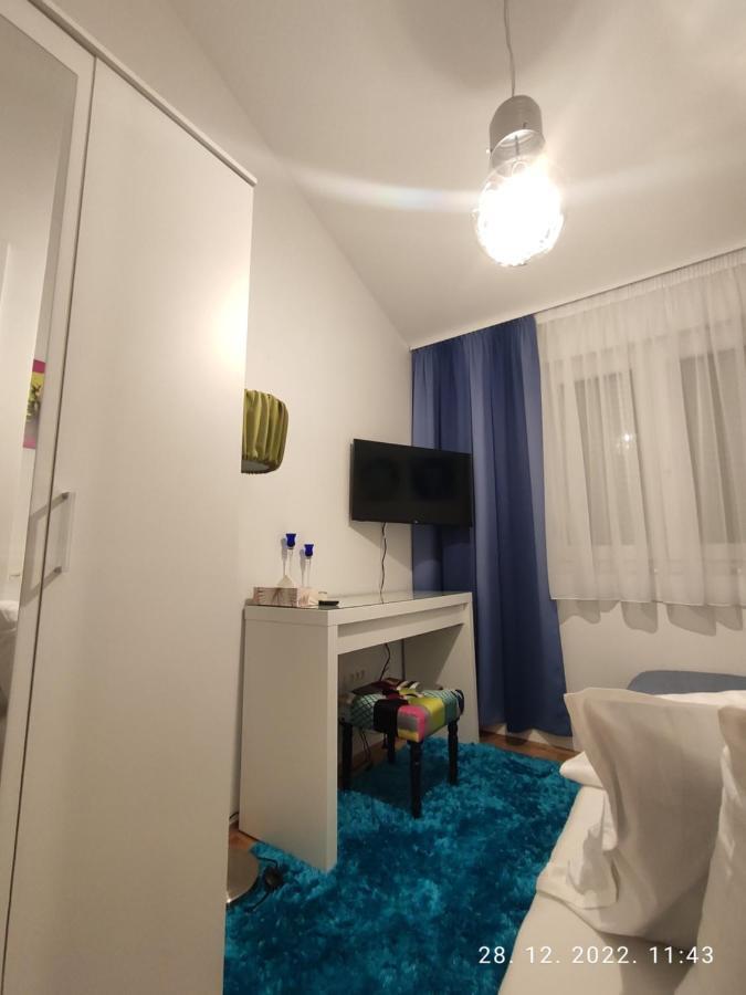 Apartment Tikvarin, Kastel Kambelovac Kaštela 외부 사진